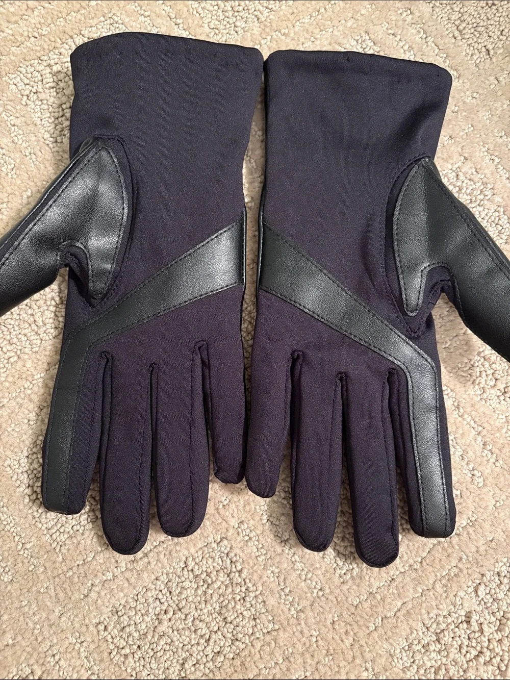 isotoner Black Leather and Polyester Gloves